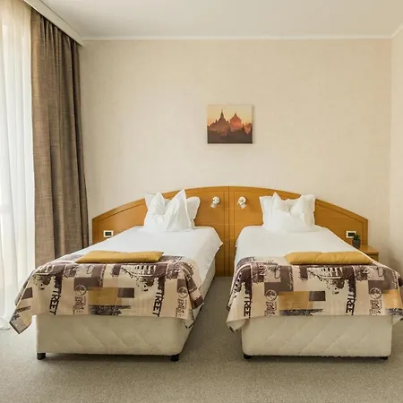 Dunav Plaza 4*