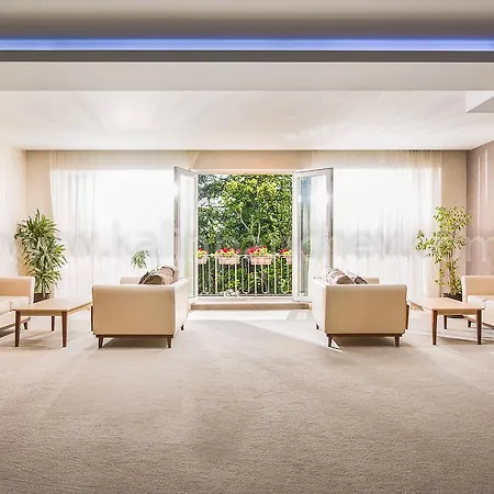 Dunav Plaza 4*
