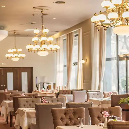Отель Dunav Plaza 4*