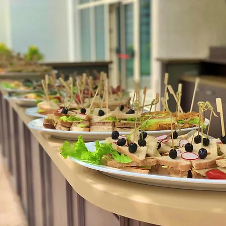 Dunav Plaza Hotel Roese