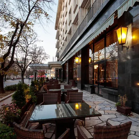 Dunav Plaza Hotel 4*