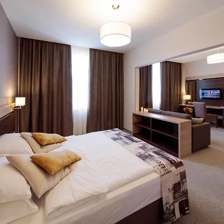 Dunav Plaza 4*