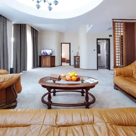 Dunav Plaza Hotel 4*