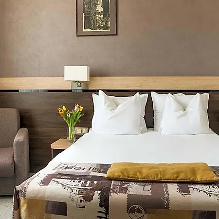 Dunav Plaza 4* Roese