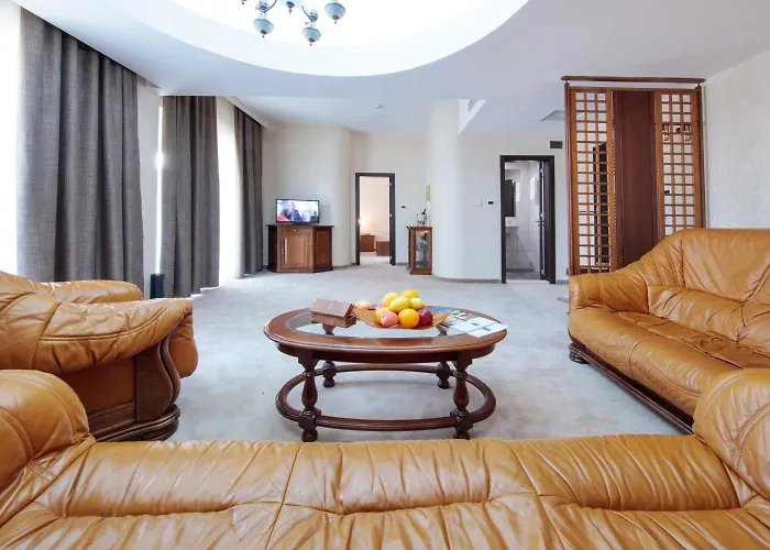 Dunav Plaza Hotel 4*